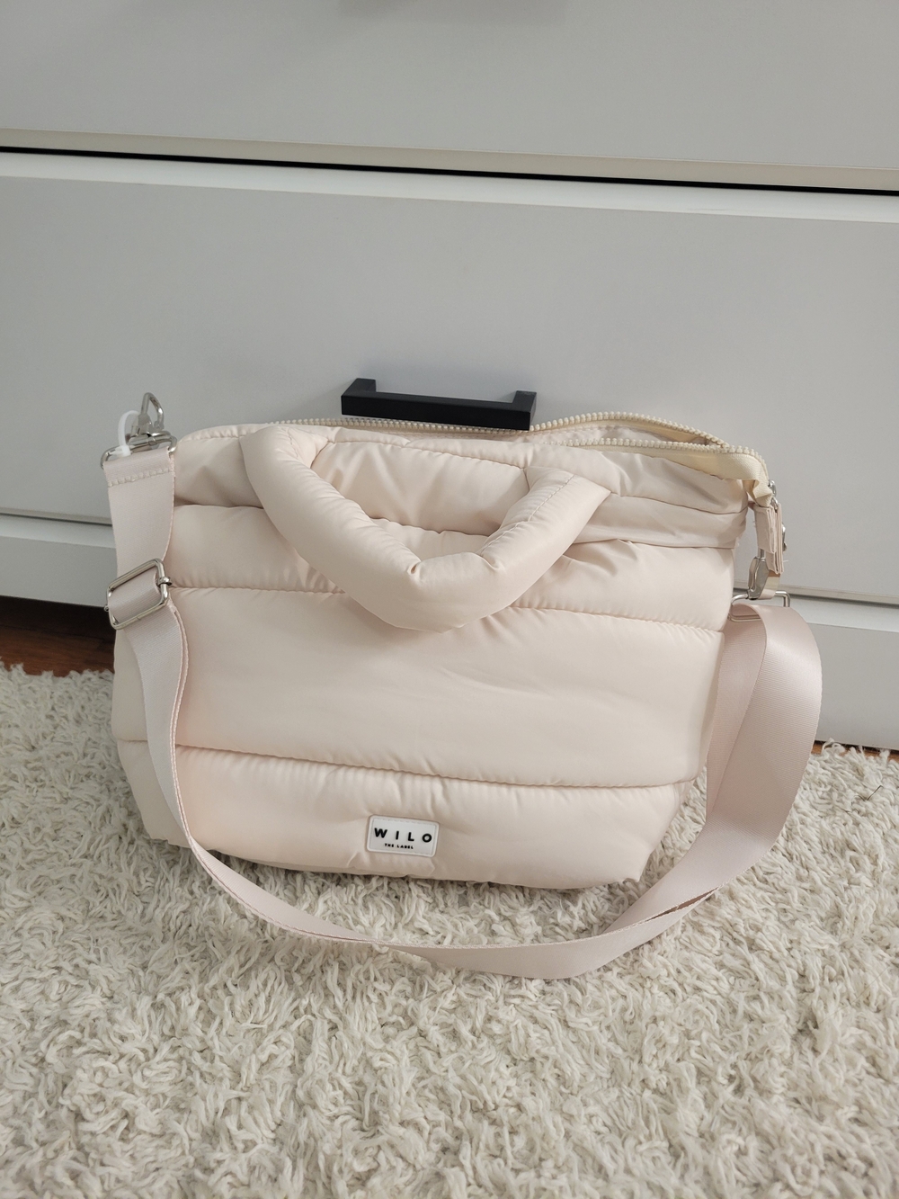 Wilo Cream Quilted Shoulder Bag with Padded Handle